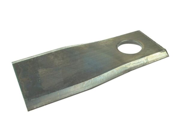 Kniv - Snoet, skarpe topkanter - 93 x 40x3mm - Hul Ø16.25mm - Venstre - Passer til Kuhn, John Deere, New Holland, Bamford, Kverneland, PZ, Kidd Passer til: 561.512.00